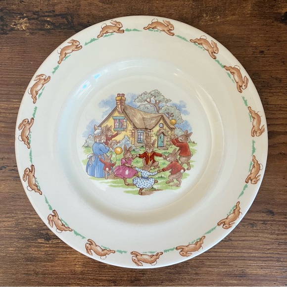 1959-1975 Royal Doulton Bunnykins "Around the rosie" plate - Picture 1 of 8